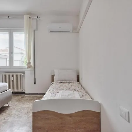 Paik House